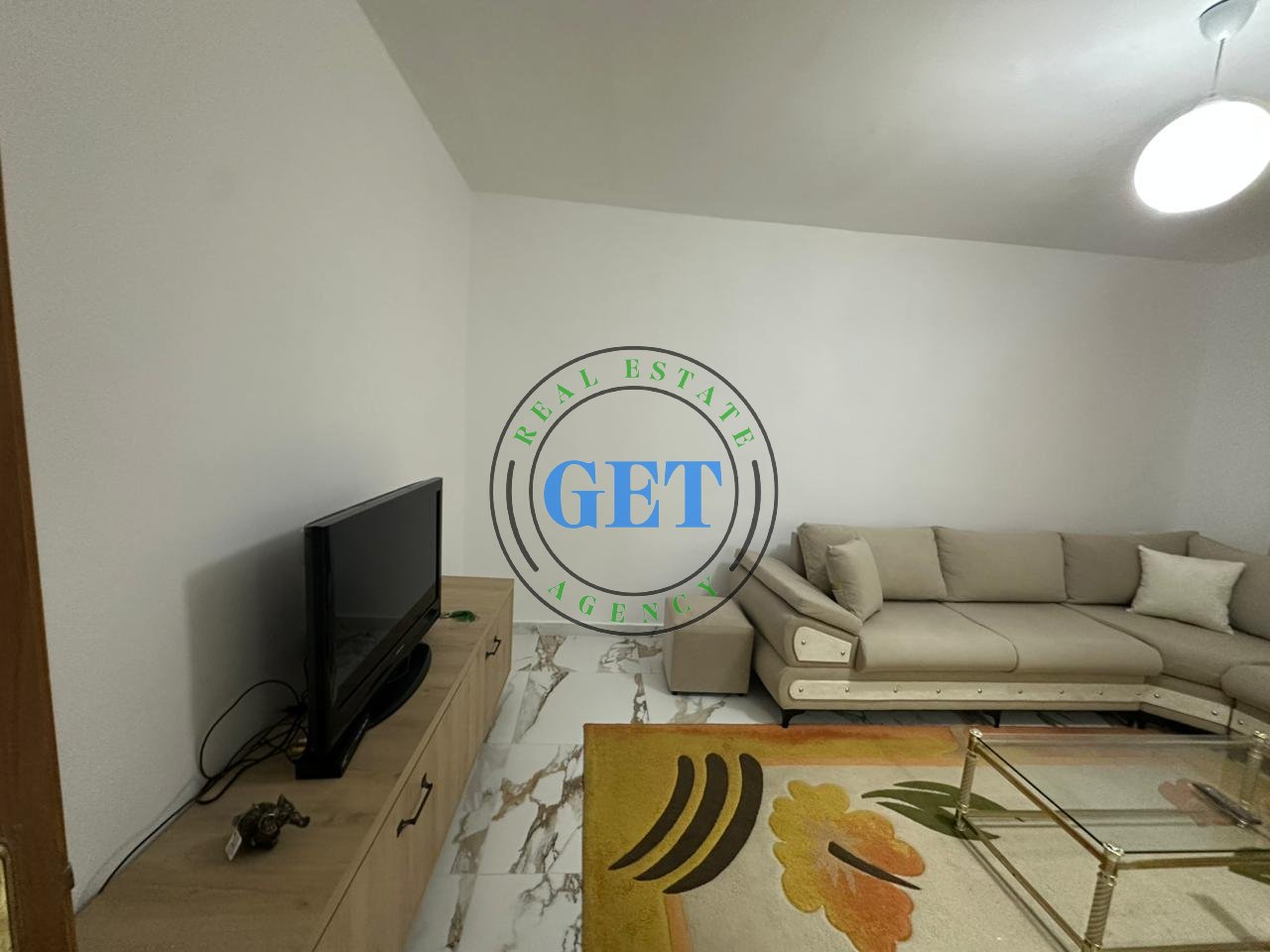 Jepet me qira Apartament 1+1, Vala Park, Durrës