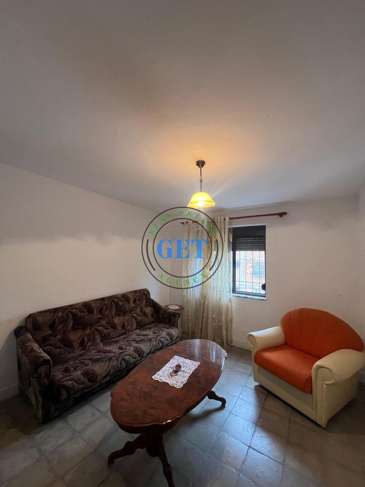 For sale, 2+1 apartment near Eftali Koçi, Durrës.