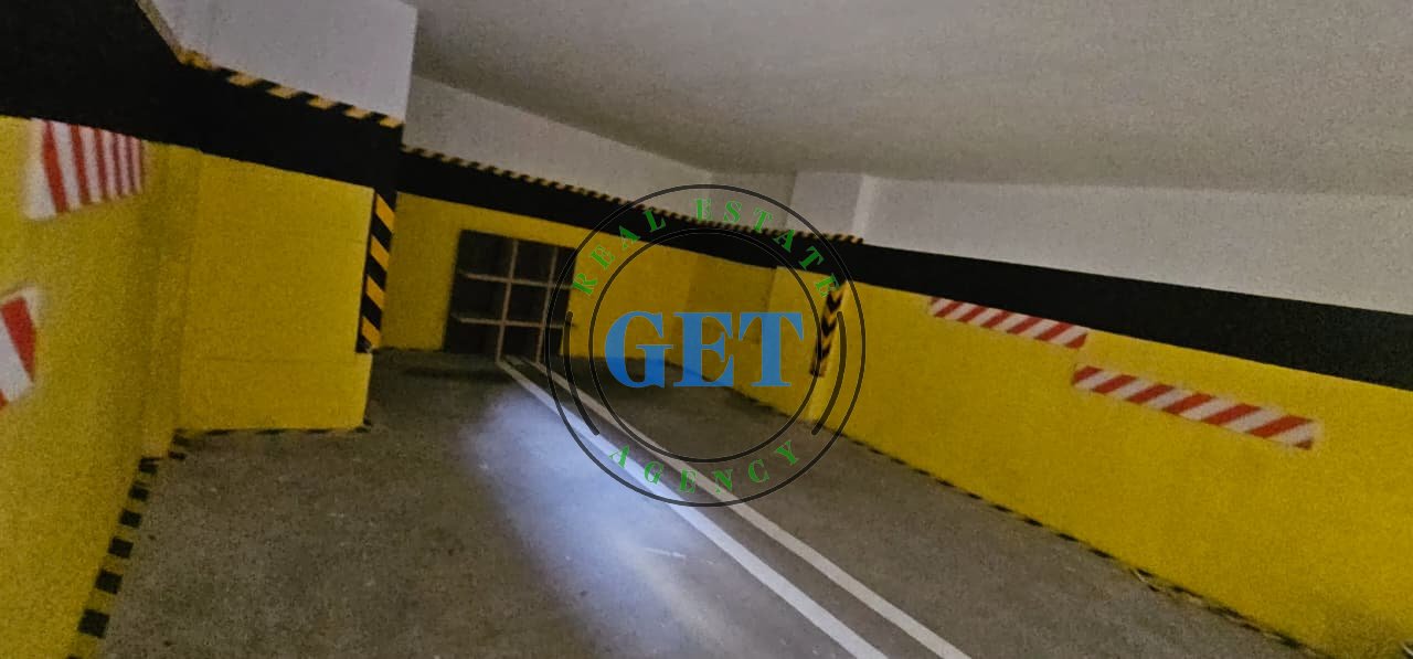 Garage in vendita nel Quartiere 4, Durrës