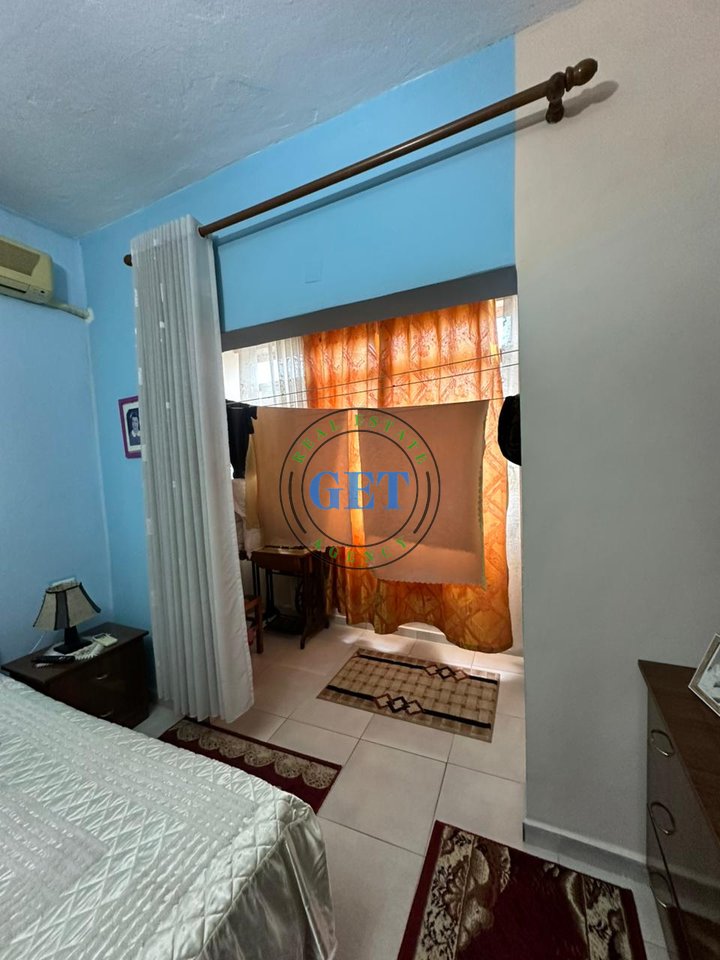 Shitet Apartament 2+1+2 Ballkone, tek Kryqi i Kuq ,Durrës