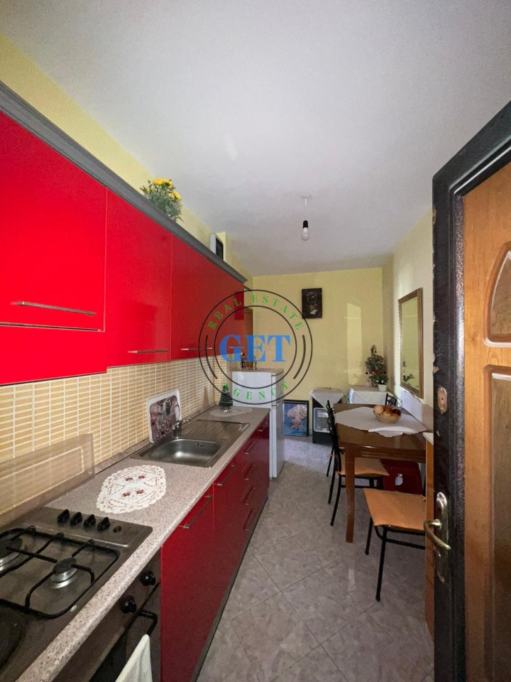 For rent, Studio apartment, Behind the Post Office, Beach, Durrës