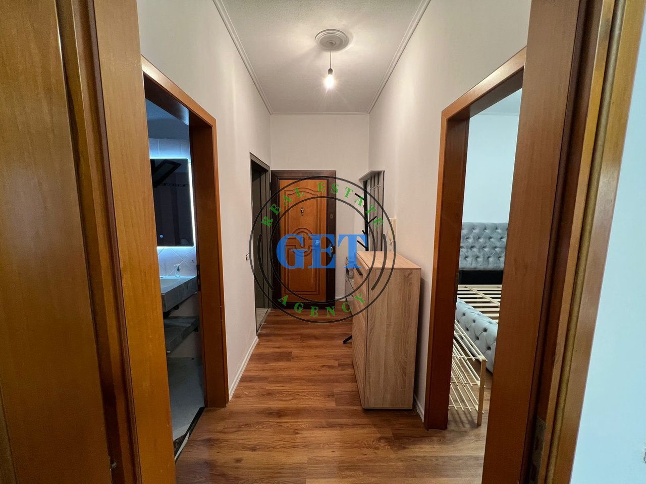 Shitet Apartament 1+1,Pranë Pelikanit, Plazh Durrës
