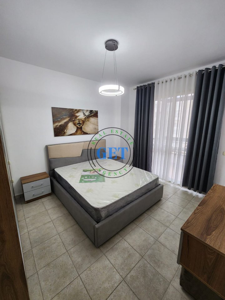 Shitet, Apartament 1+1, Plazh Hekurudha, Durres!