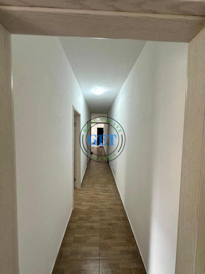 Shitet, Apartament 2+1+2, Ish Rajoni i Policise, Durres