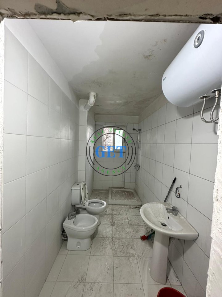 Shitet, Apartament 1+1, pranë Vala Park,Durrës.