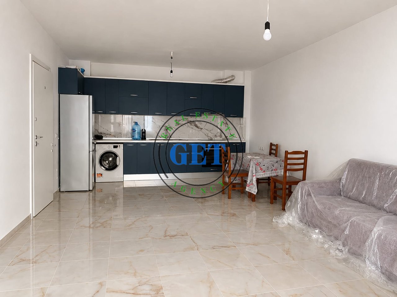 ◆  Jepet me qira Apartament 1+1 ne Plazh Iliria, Durres