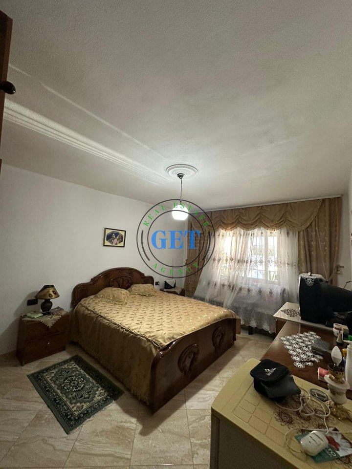 Shitet Apartament 2+1 | Lagjja 18, Durrës