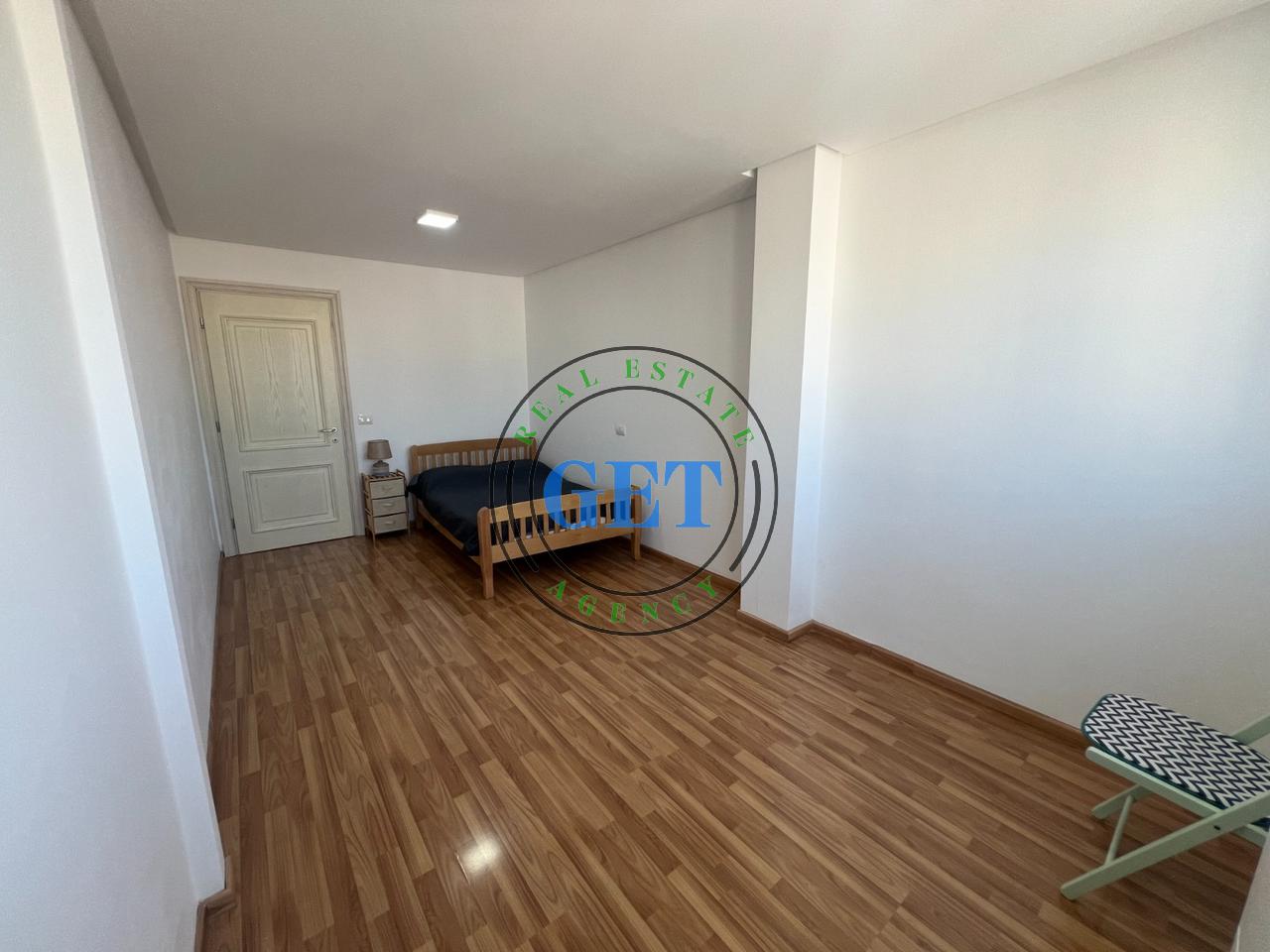 Shitet Apartament 2+1 | Pranë Bulevardit Kryesor, Durrës