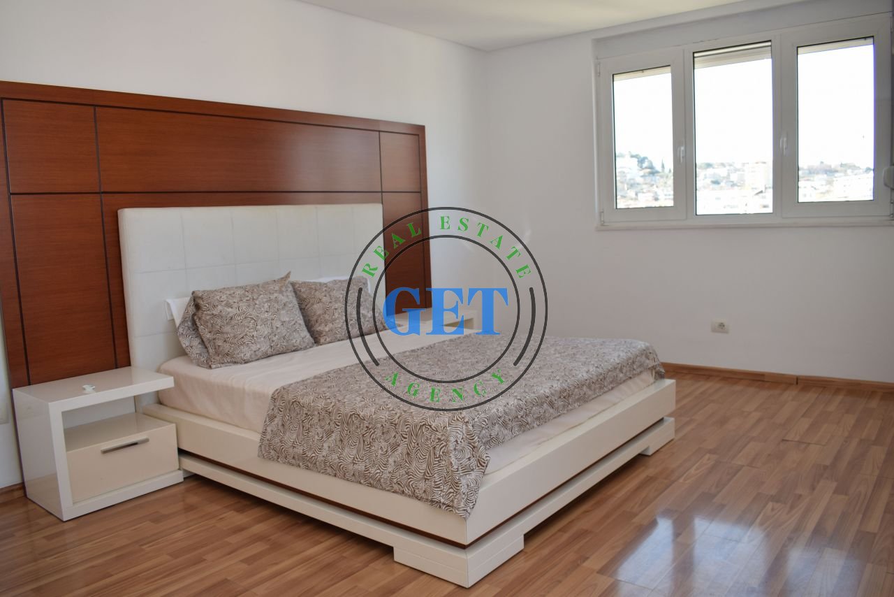 Shitet Apartament 2+1 | Pranë Bulevardit Kryesor, Durrës