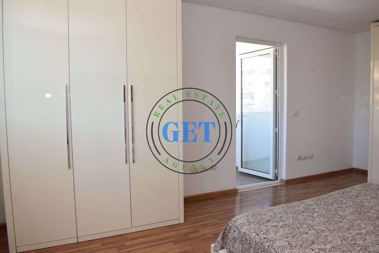 Shitet Apartament 2+1 | Pranë Bulevardit Kryesor, Durrës