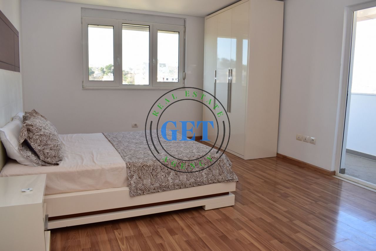 Shitet Apartament 2+1 | Pranë Bulevardit Kryesor, Durrës