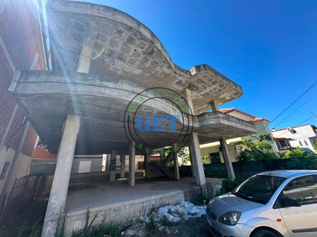 Shitet Shtëpi Private 2 Kate (Karabina) | Lagja 17, Durrës