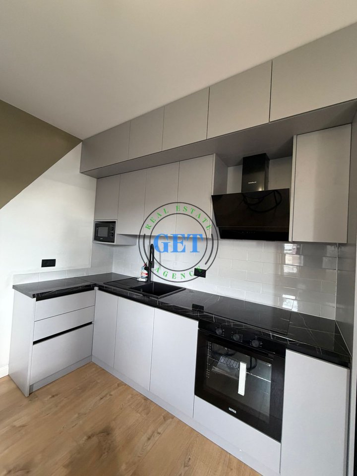 Shitet Apartament 1+1 | Shkëmbi i Kavajës, Durrës