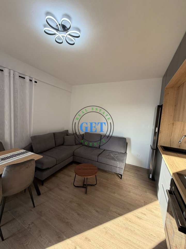 Shitet Apartament 1+1 | Shkëmbi i Kavajës, Durrës