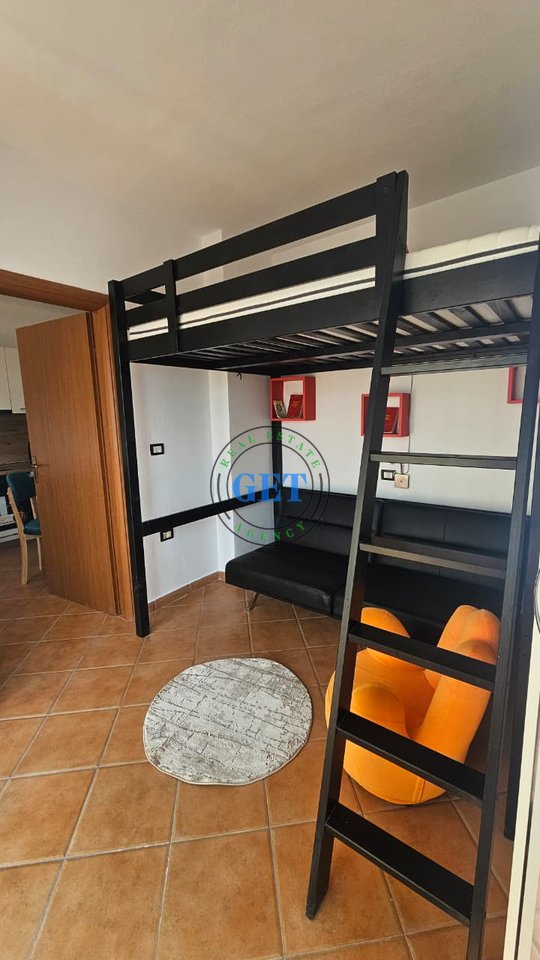 Shitet Apartament 1+1 | Shkëmbi i Kavajës, Durrës