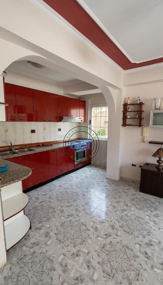 Appartamento 2+1 in Vendita | Centro, Durrës