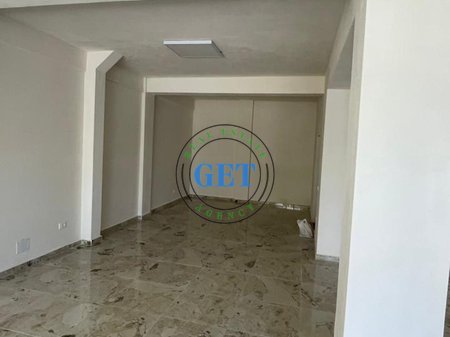 Negozio in Affitto | Primo Piano | Quartiere 16, Durrës