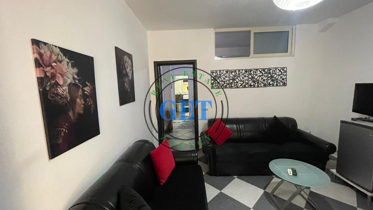 Jepen me qira | 2 apartamente 1+1 | Shkëmbi i Kavajës,Durres