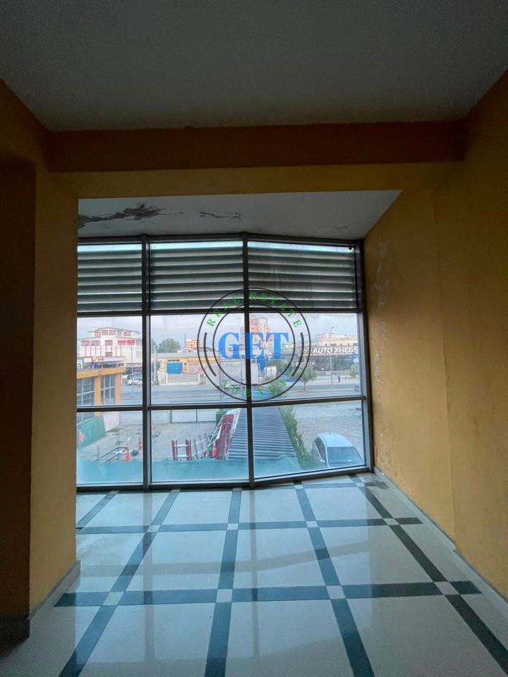 Jepet me Qira Ambient Biznesi | Shkozet, Durrës