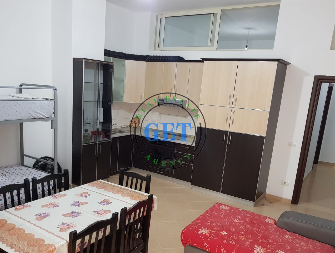 Shitet, Apartament 1+1, Shkembi i Kavajes, Durres!