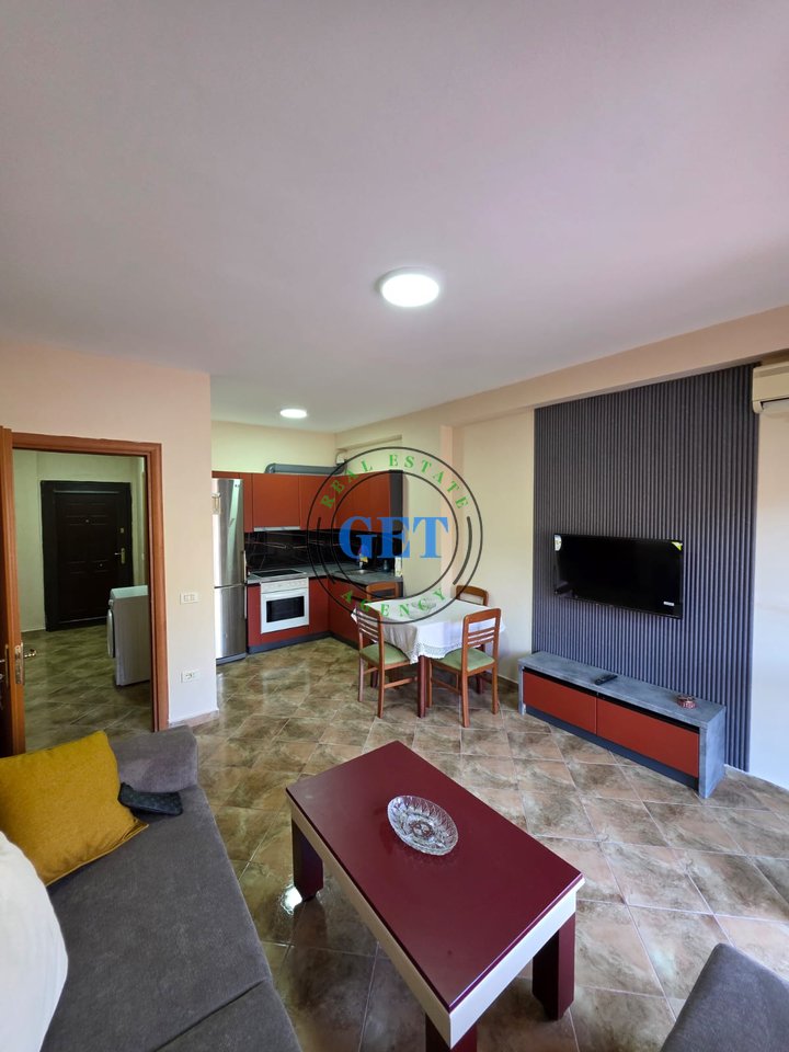 Shitet Apartament 1+1, Shkëmbi i Kavajës,Durres.