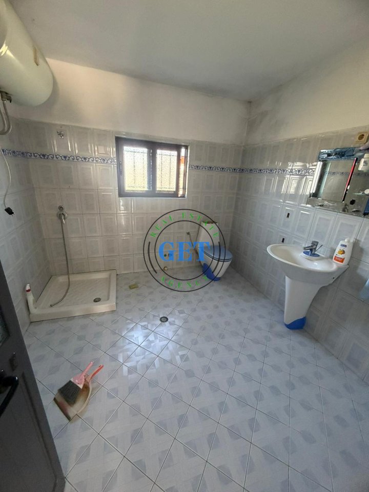 Shitet, Shtëpi Private 1-Katëshe, Fllakë, Durrës