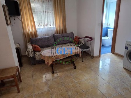 Jepet me qira , Apartament 1+1, Majestiku, Shkëmbi i Kavajës, Durrës