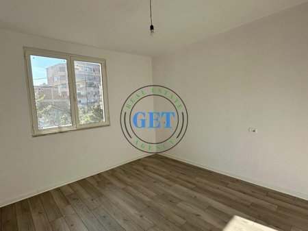 Shitet Apartament 2+1, Çezma e Ferrës, Durrës!