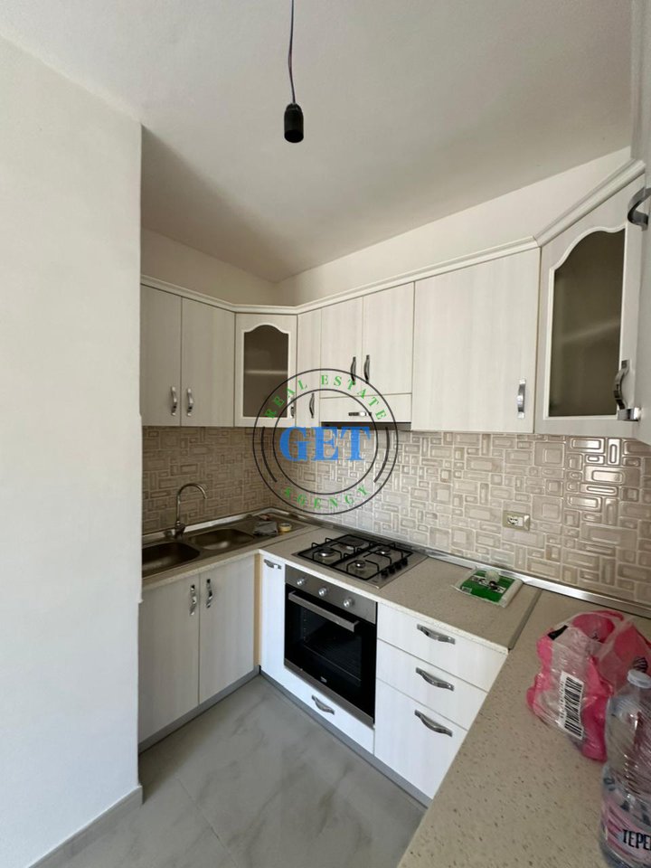 Apartment 2+1+2 bathrooms for rent, Former District, Durrës