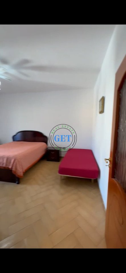 Shitet Apartament 3+1+2 ballkone , Zjarrefiksja, Durrës!