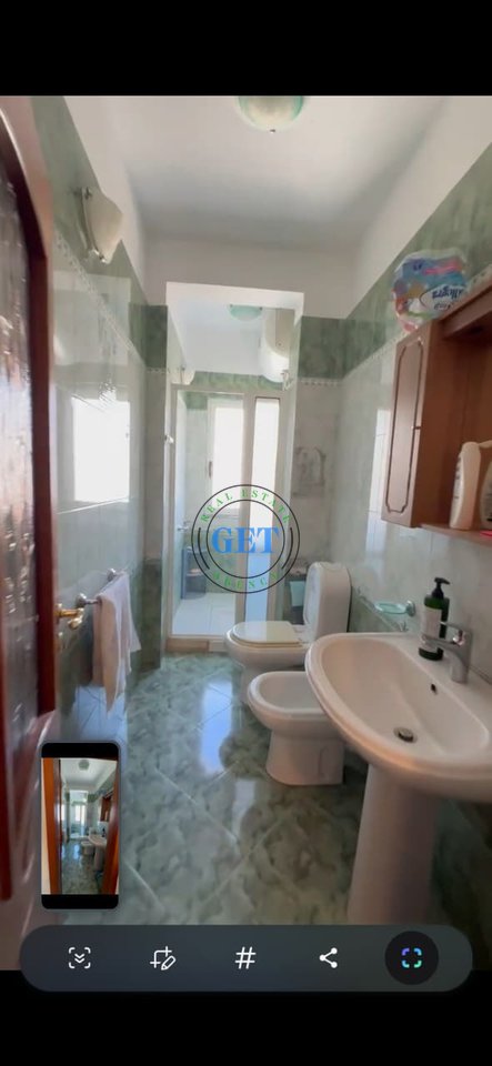 Shitet Apartament 3+1+2 ballkone , Zjarrefiksja, Durrës!