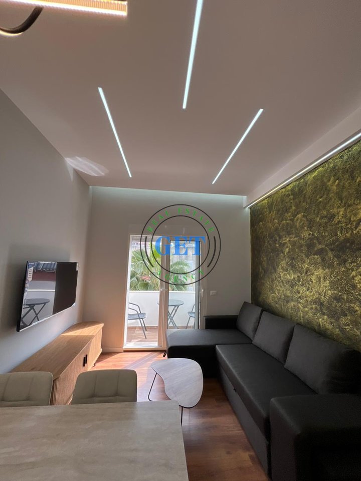 Jepet me qira apartament 2+1, Bulevardi Dyrrah, Durrës!