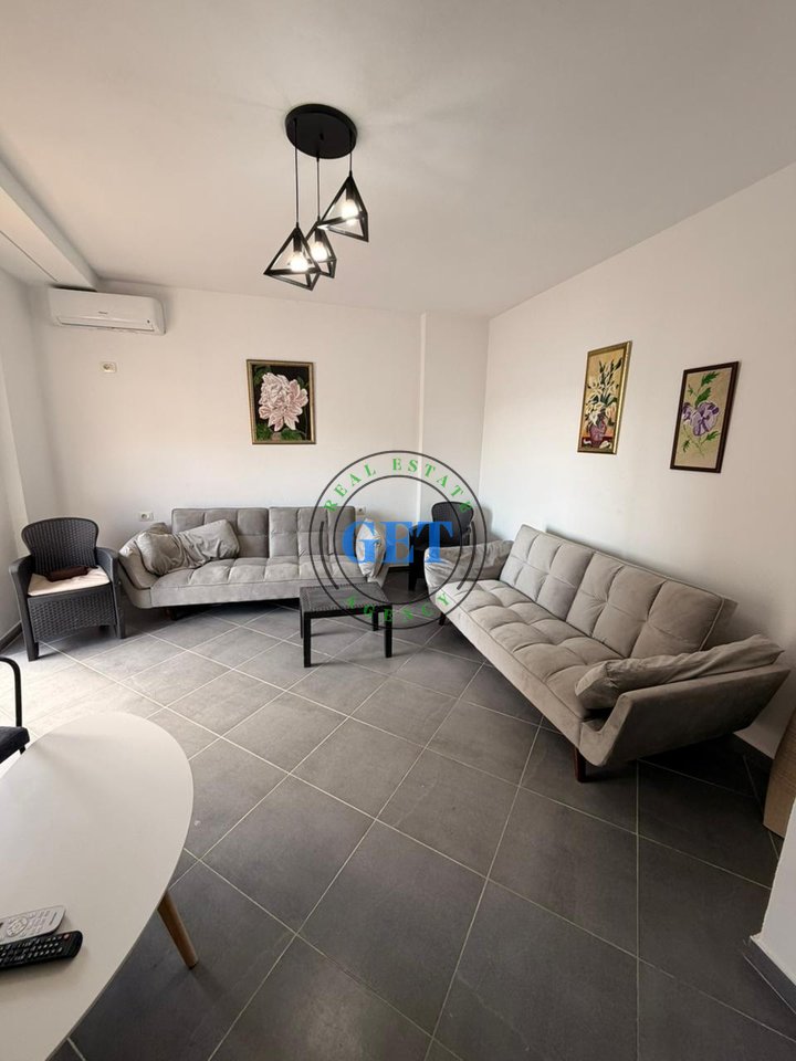 For rent, 2+1 Apartment, Beach, Durres