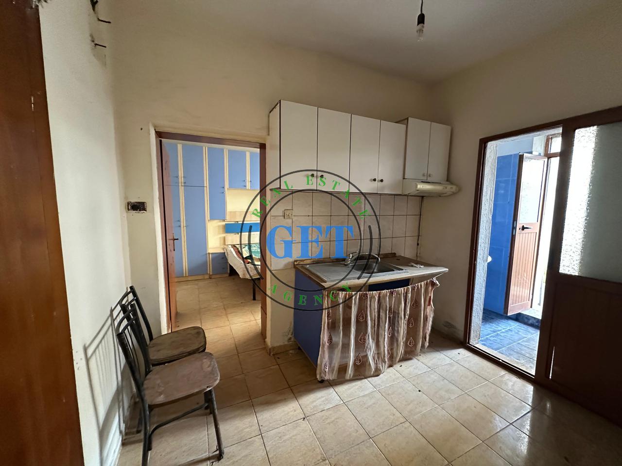 Shitet Apartament 1+1, Shkozet, Durrës!