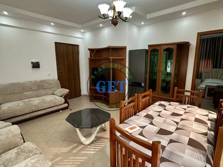 Jepet me qira Apartament 2+1,pranë Shkollës “Bajram Curri”