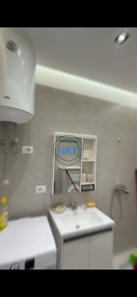 Shitet garsoniere me verandë ,Golem, Durrës!