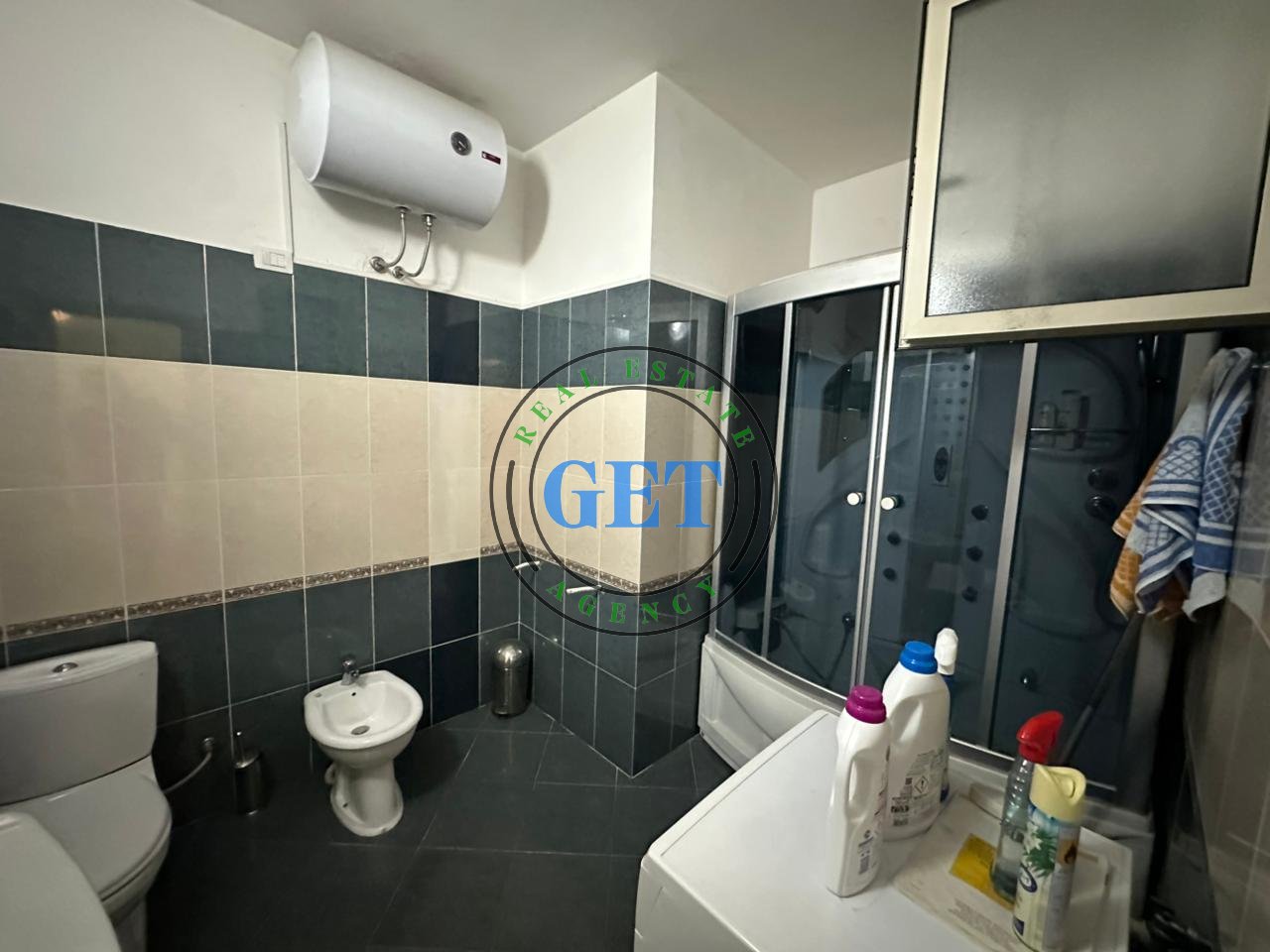 Shitet Apartament 2+1+2 me Pamje Deti | Blue Star, Durrës