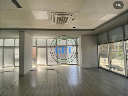 ◆ Locale Commerciale in Affitto | Vicino al Municipio, Durazzo