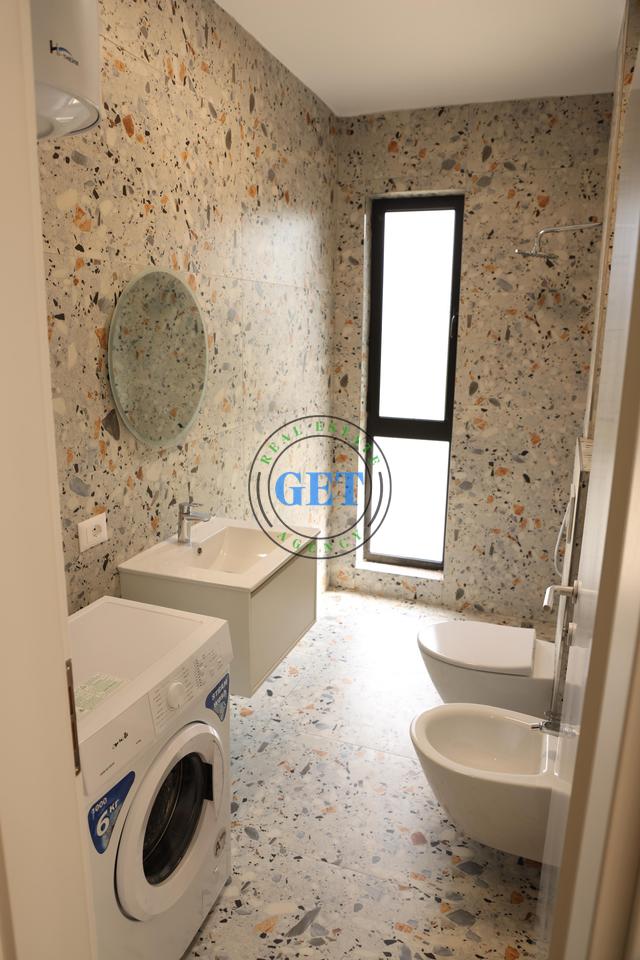 Shitet Apartament 1+1 | Mali i Robit, Durrës