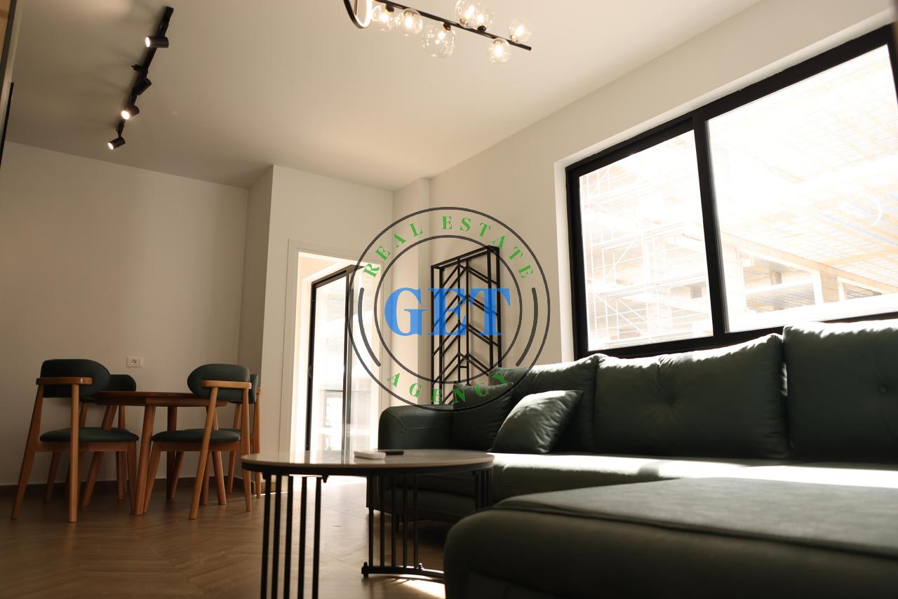 Shitet Apartament 2+1 | Mali i Robit, Durrës