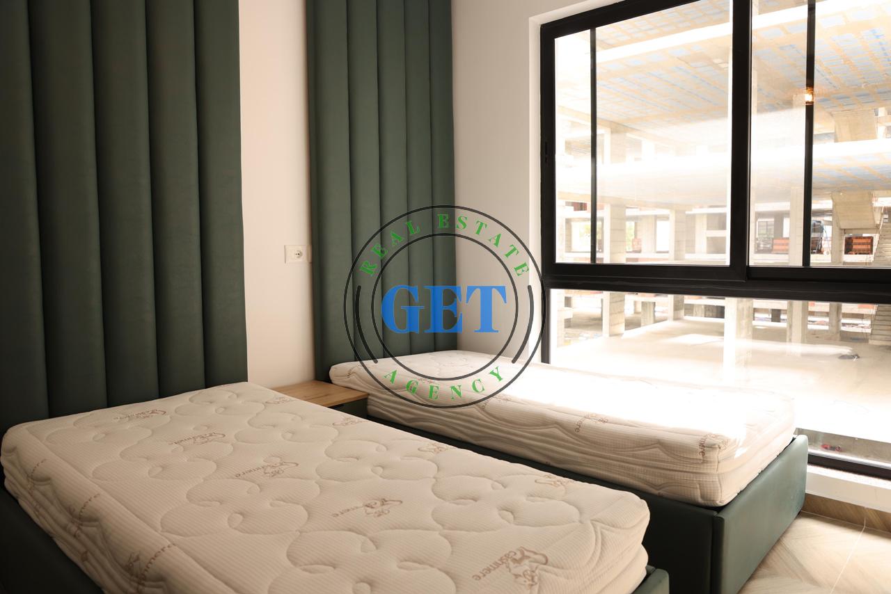 Shitet Apartament 2+1 | Mali i Robit, Durrës