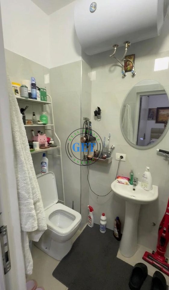 Shitet Njësi e Konvertuar në 1+1 | Plazh,Durrës