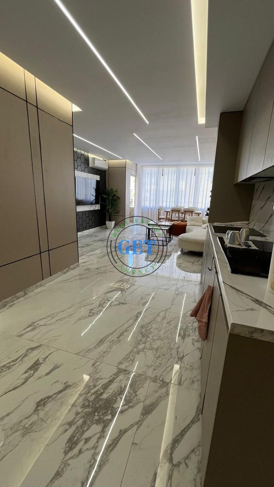 Shitet Apartament 2+1 | Plazh Hekurudha, Durrës