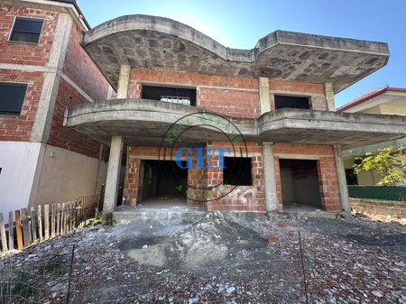  Casa Privata su 2 Piani in Vendita (Karabina) | Quartiere 17, Durrës