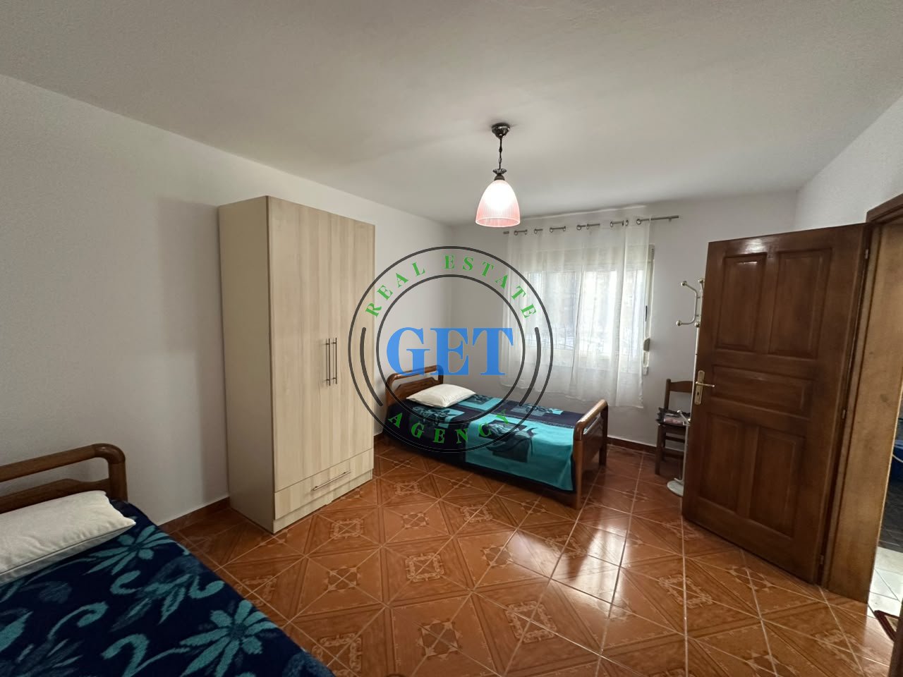 Jepet me qira apartament 1+1 stadiumi, Durrës