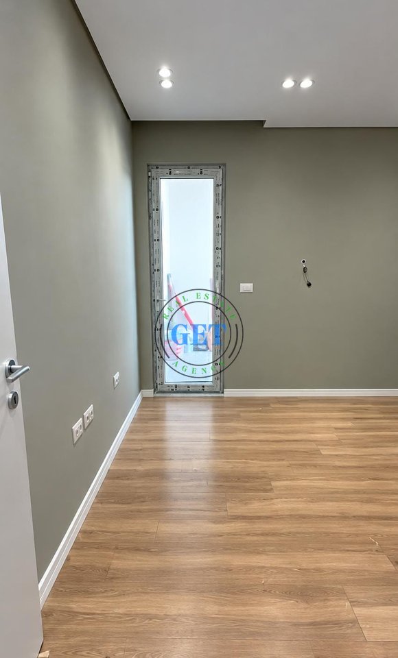◆ Shitet apartament 2+1| zona e Ish Rajonit, Durres