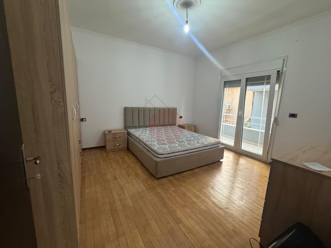 Apartament 3+1 Me Qira në Malajziani, Tiranë - 470€