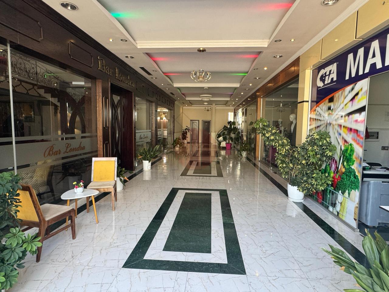 Affittasi – Unità Commerciale + Terreno