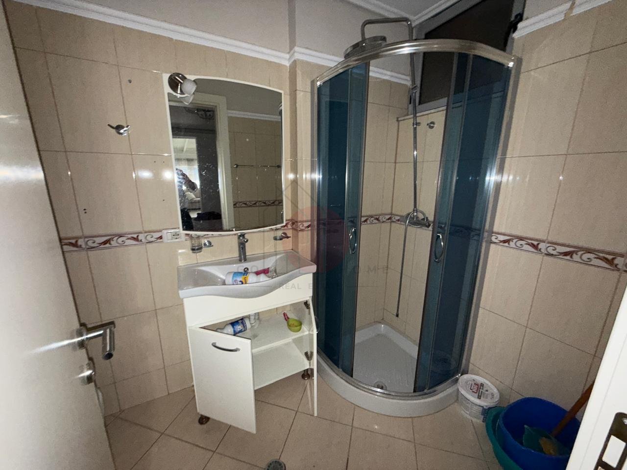 2+1+2 Apartment for Sale in Pallati me Shigjeta, Tirana - 240,000€