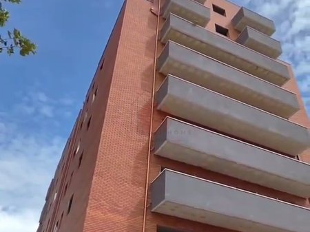 Shitet apartament 2+1+2 – SIMA COM, pranë rrethit të Bathores 78,700 €